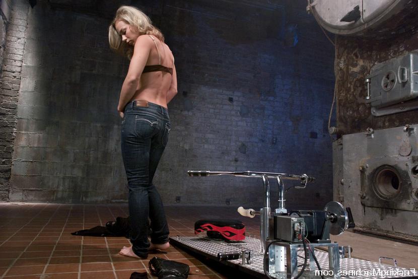 15P Skinny blonde masturbates with sex machines