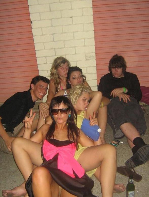 15P Trashed drunk amateur girlfriends go crazy