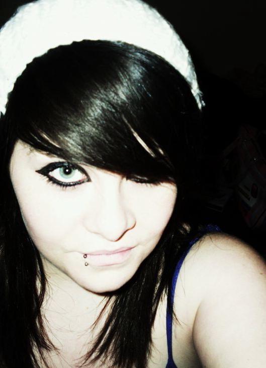15P Selfshot emo teen gfs snapping slutty pics