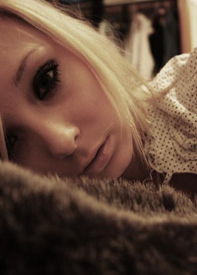 15P Selfshot emo teen gfs snapping slutty pics