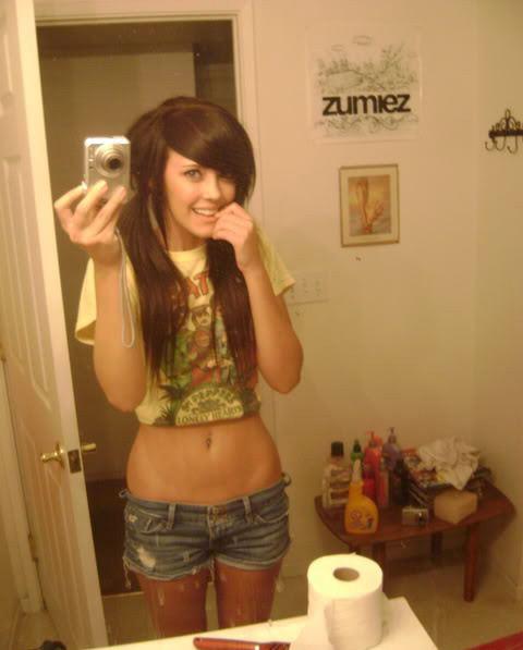 15P Selfshot emo teen gfs snapping slutty pics