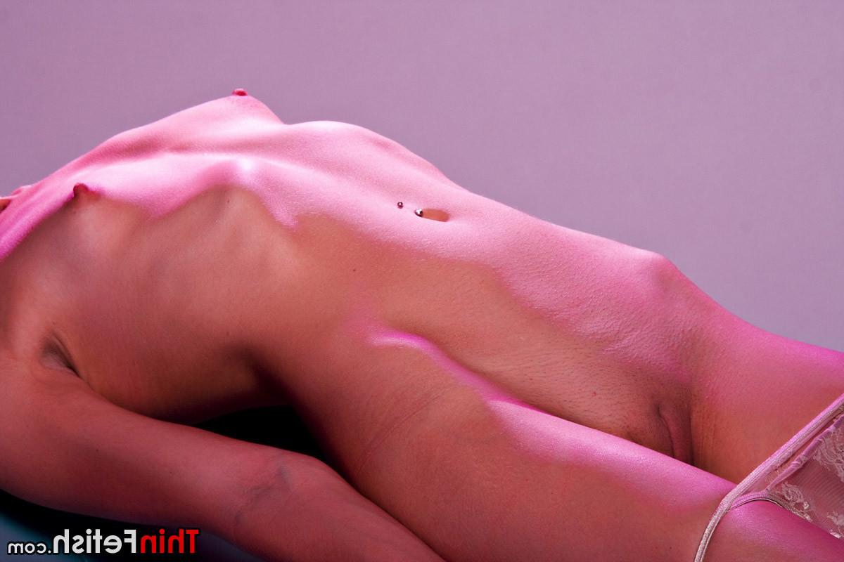16P Skinny petite girl nude