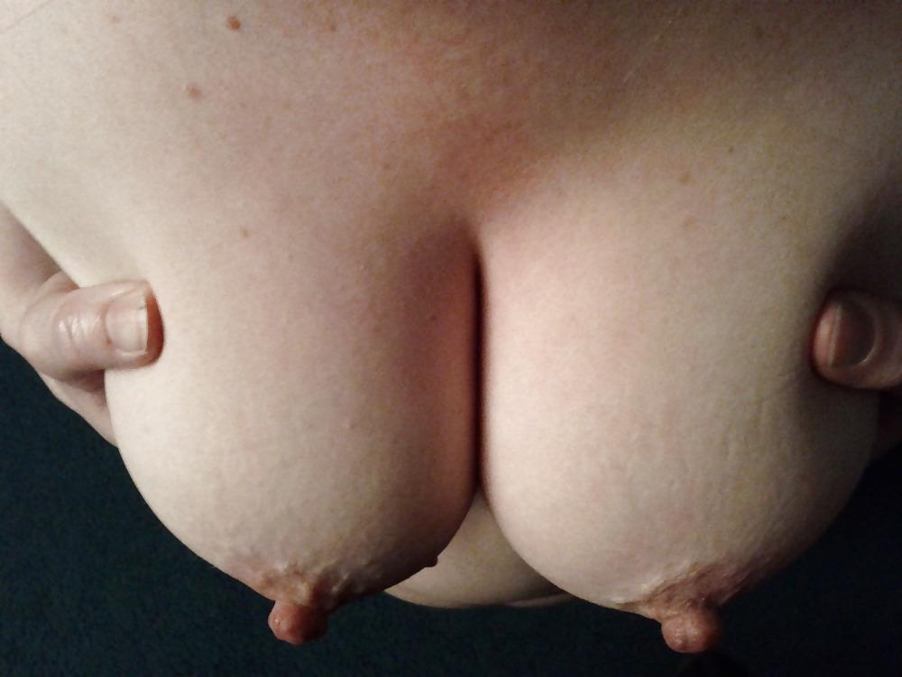 25P I Like Sucking Big Nipples!!!!!!