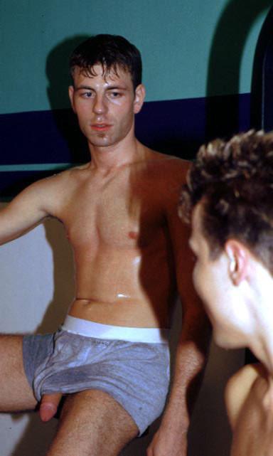 15P gay guys sucking and fucking until they cum