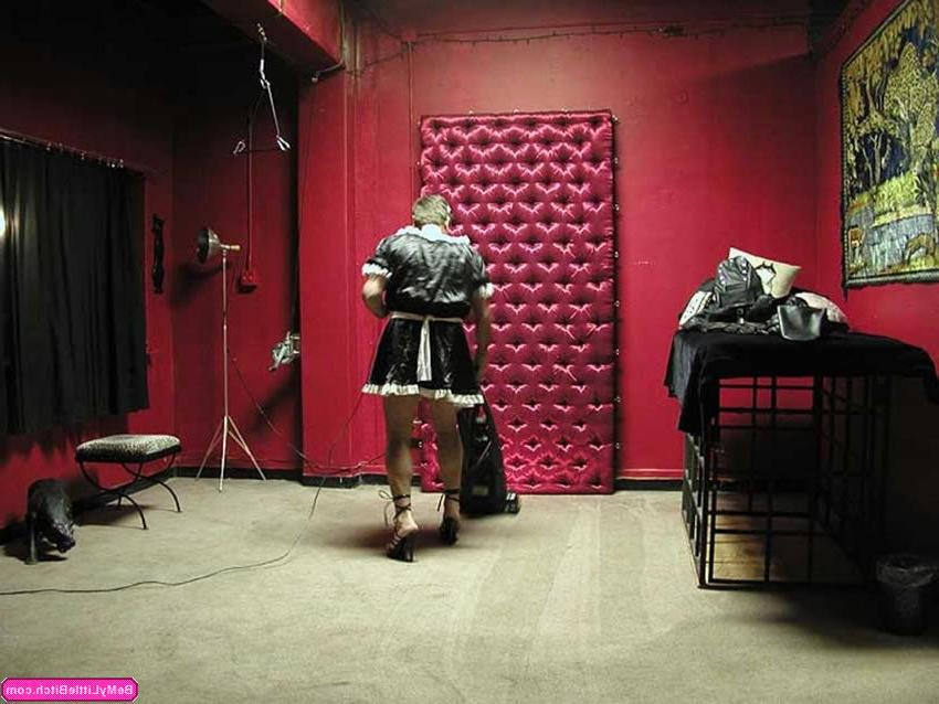 16P Sissy boy maid cleans up for his mistress