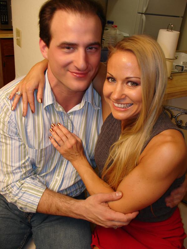20P Hot married cunt is getting screwed.