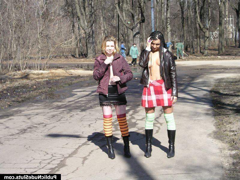 15P Bold couple of flashers showing off their tits and pussies in public