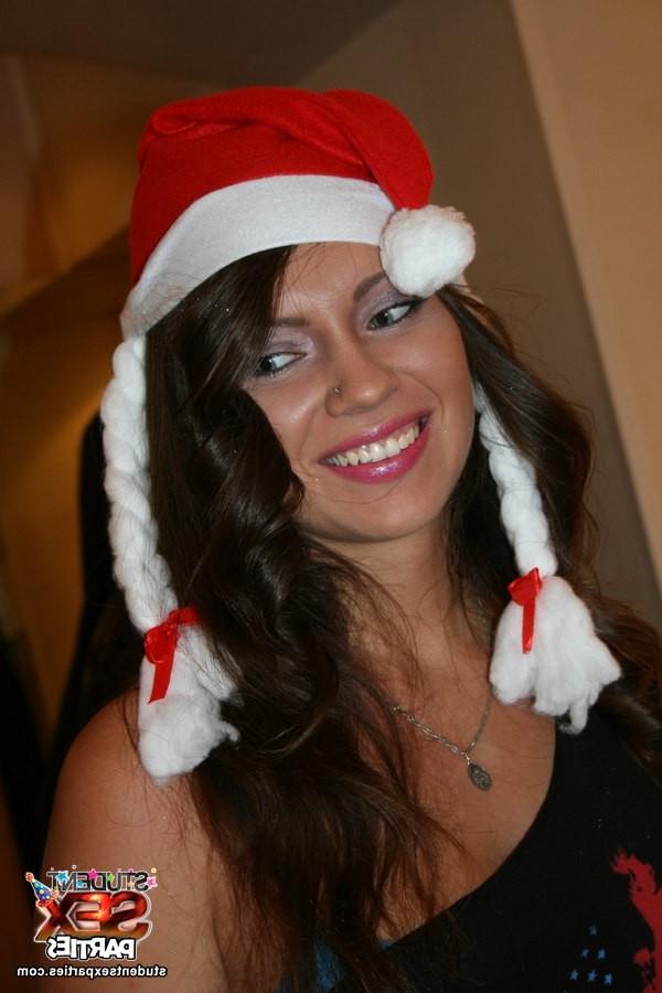 8P Hot christmas threesome on a bed