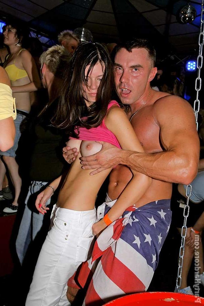 16P Crazy party hardcore with amateurs fucking