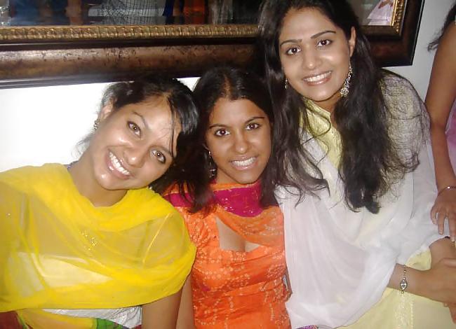 25P Indian And Arab Girls
