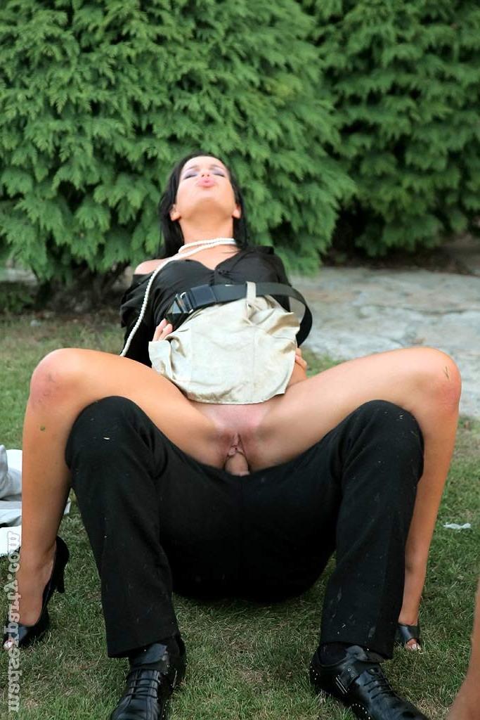 16P Pussies fucking hard in crazy gangbang party