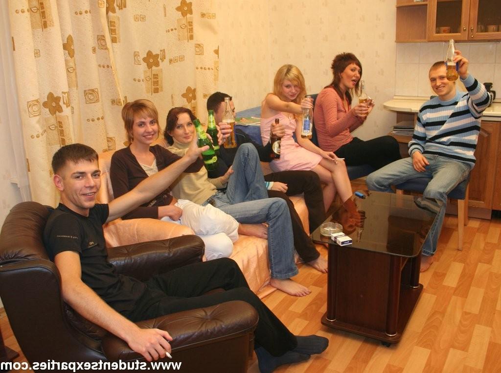 16P Four girl gets fantastic sex pleasure at student fucking party