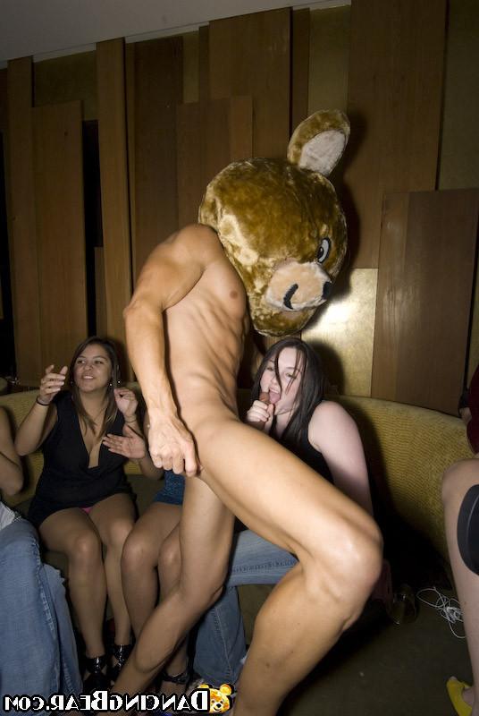 20P Cock crazy bachelorettes go crazy at cfhm male strip night