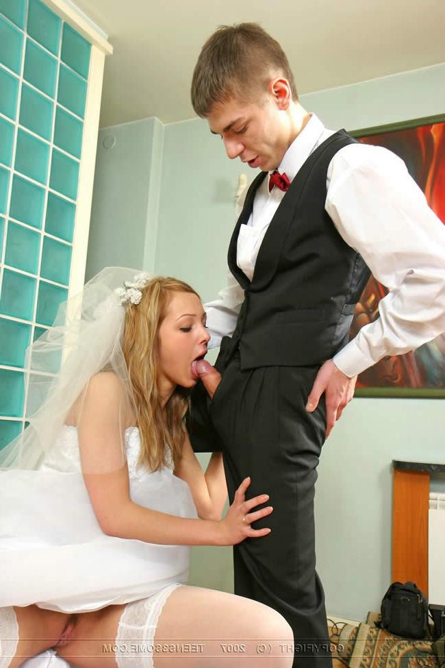18P Newly married chick cheats on her husband at the reception