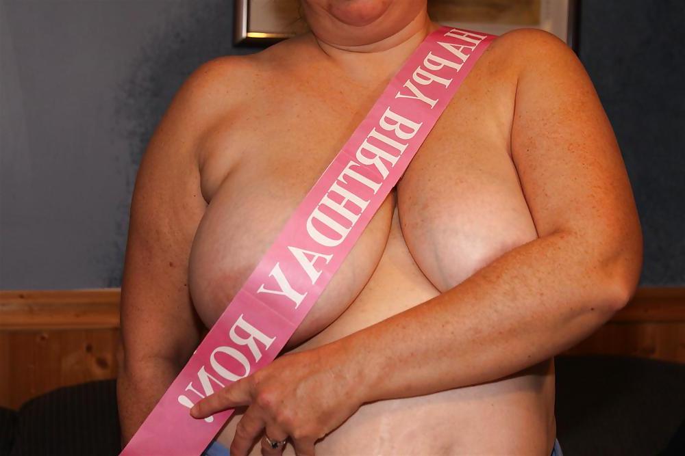 7P HAPPY BIRTHDAY! BIG BOOBS (.)(.)
