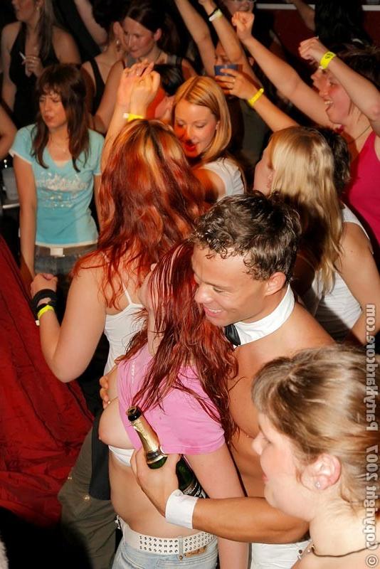 15P Crazy amateurs fucking on interracial orgy sex party