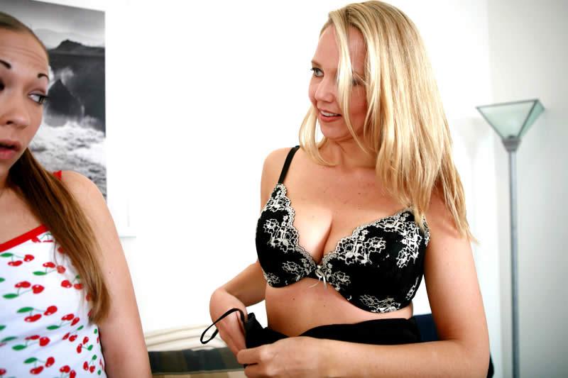 16P Couple seducing a horny teen