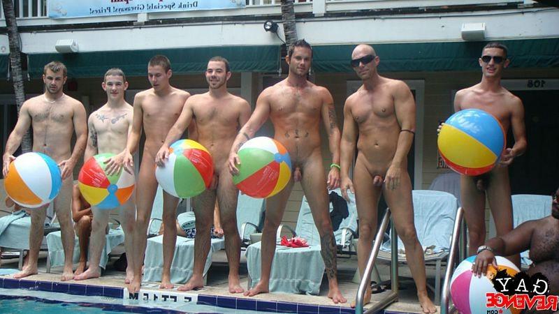 12P Sexy blowjob pictures at a romping naked pool party