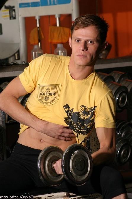 12P Working out for some reason really makes his dick hard as a rock