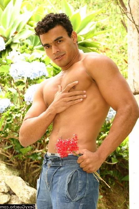 12P Yummy naked boy bares all for the camera making sure you see his meat