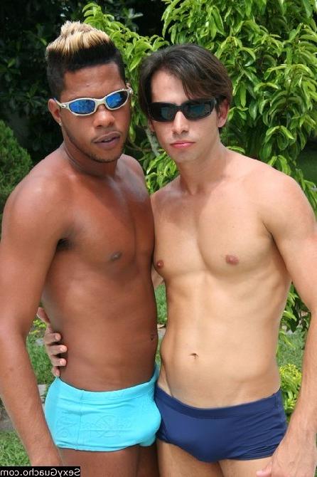 12P Time for some really great gay Latino sex near the cool pool
