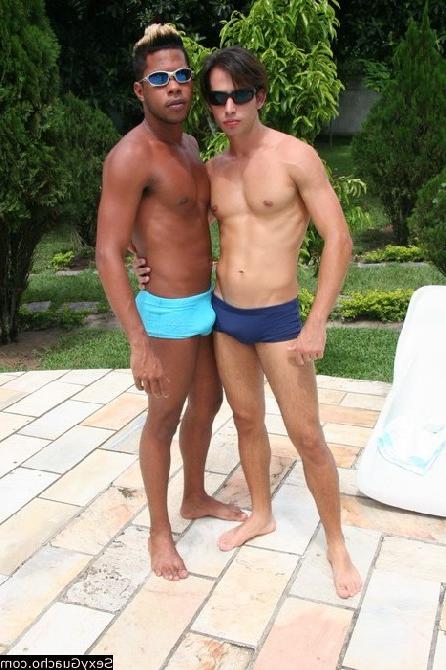 12P Time for some really great gay Latino sex near the cool pool