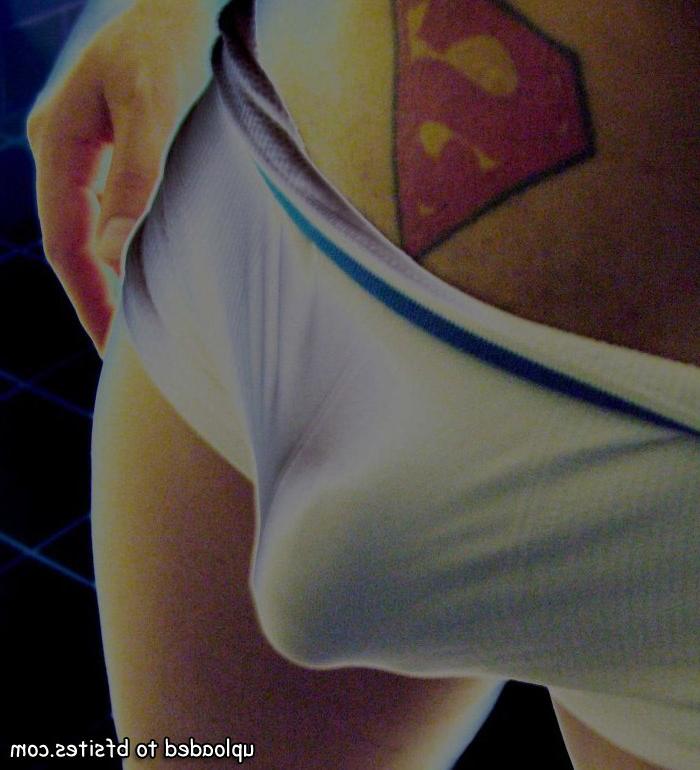 20P Homemade amateur guys naked