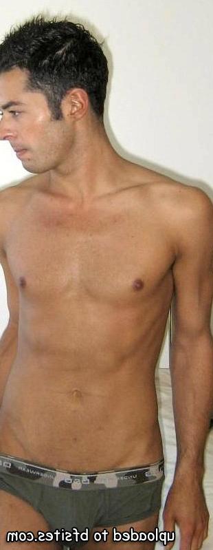 20P Homemade amateur guys naked