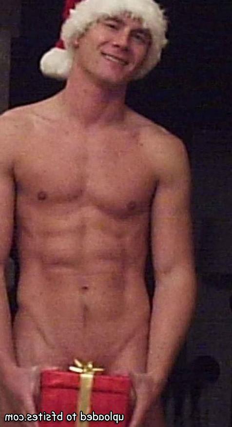 20P Homemade amateur guys naked