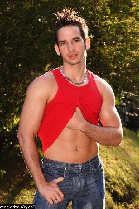 12P Model showing off his big thick hunky muscles while hes stripping