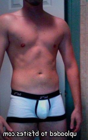 20P Homemade amateur guys naked