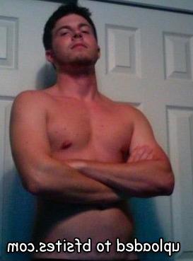 20P Homemade amateur guys naked