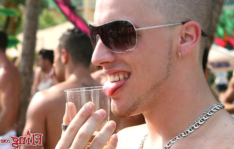 13P Amazing hard bodies share the pool in these hot gay bash fucking pics