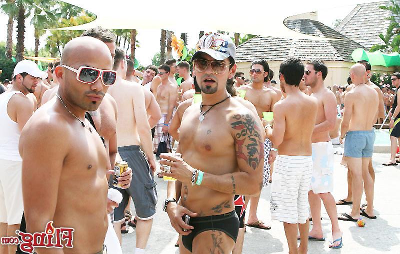 13P Amazing hard bodies share the pool in these hot gay bash fucking pics