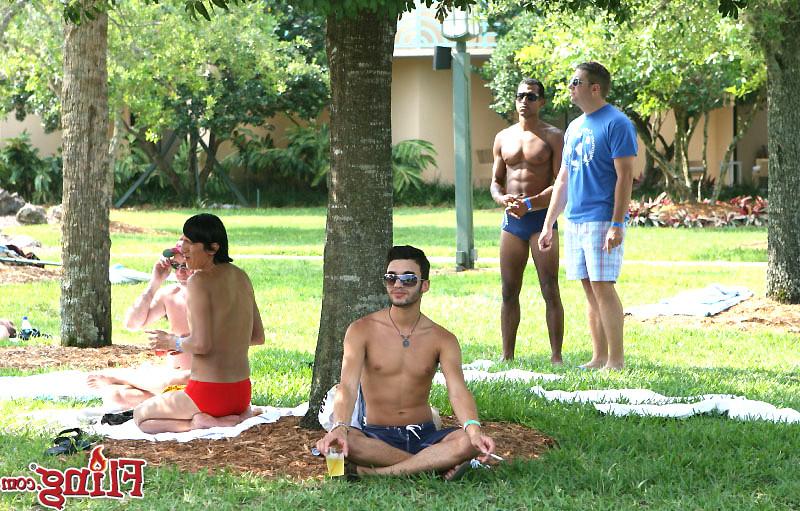 13P Amazing hard bodies share the pool in these hot gay bash fucking pics