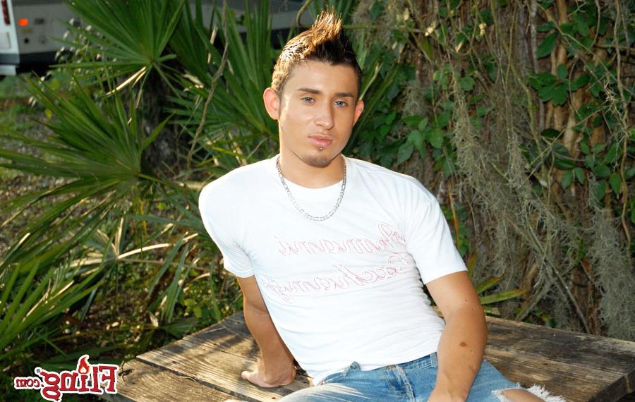 12P Amazing hot stuf scott gets nailed in his ass in these hot gay mingling parties