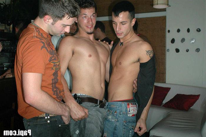 12P This papi party is crazy out of control when they start gettin naked on the danc