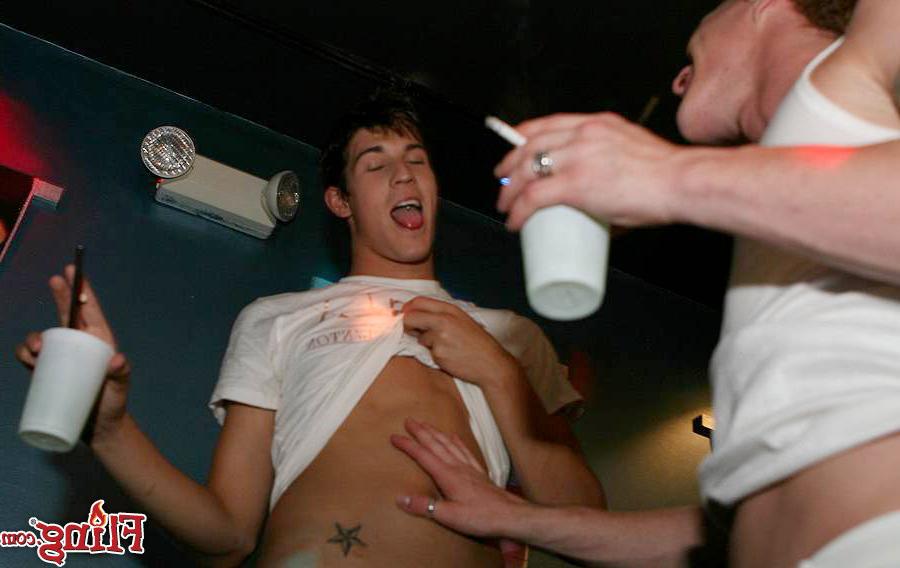 12P Check out these hot horny beach boy studs that want to meet up for some hot anal