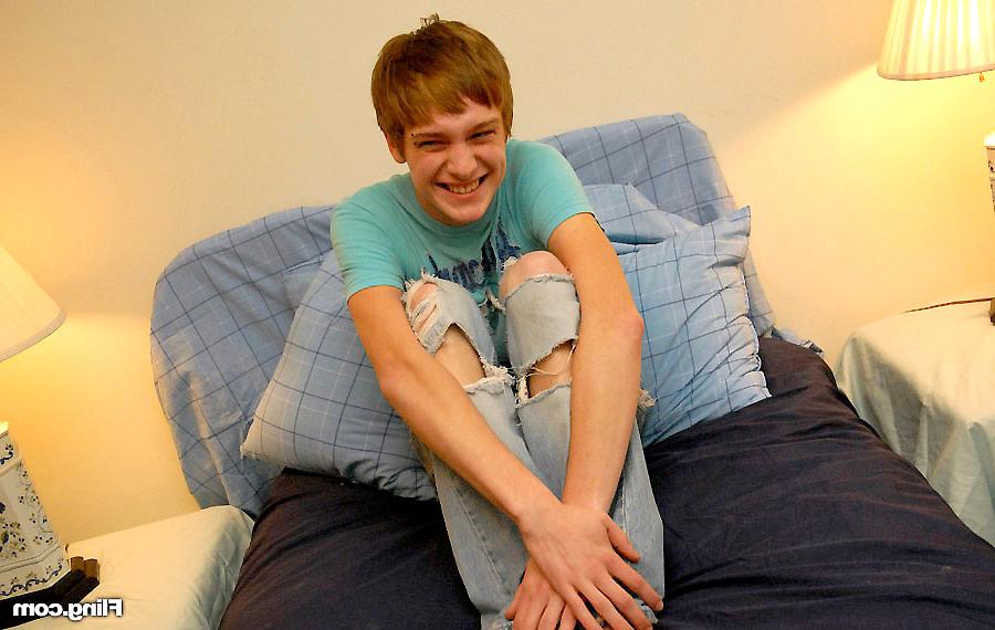 12P These horny gay boys want to masterbate on cam with you