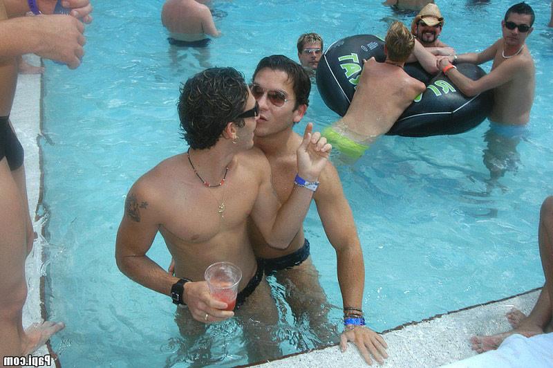 12P Papi hot gay action pool sexxx party these gay papi partys are crazzzy