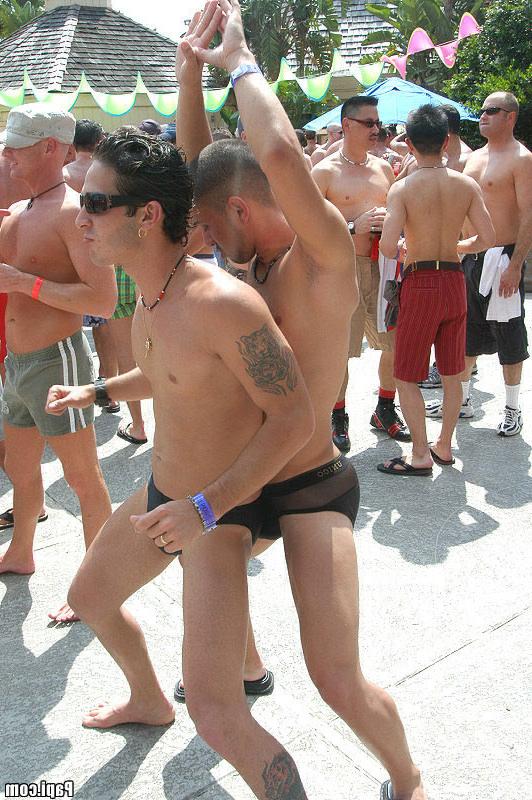 12P Papi hot gay action pool sexxx party these gay papi partys are crazzzy