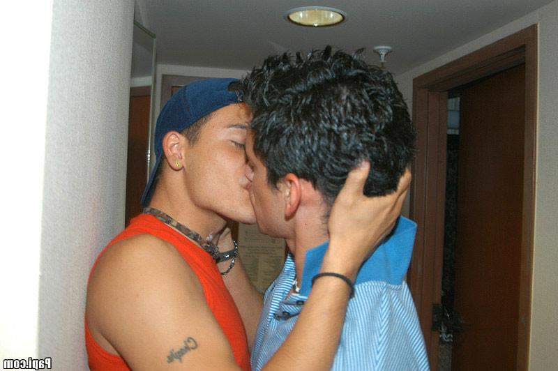 12P Papi hot gay action pool sexxx party these gay papi partys are crazzzy