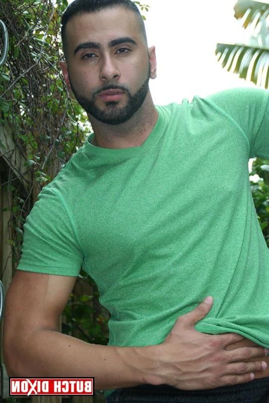 15P Hot Latin Hunk Outdoors