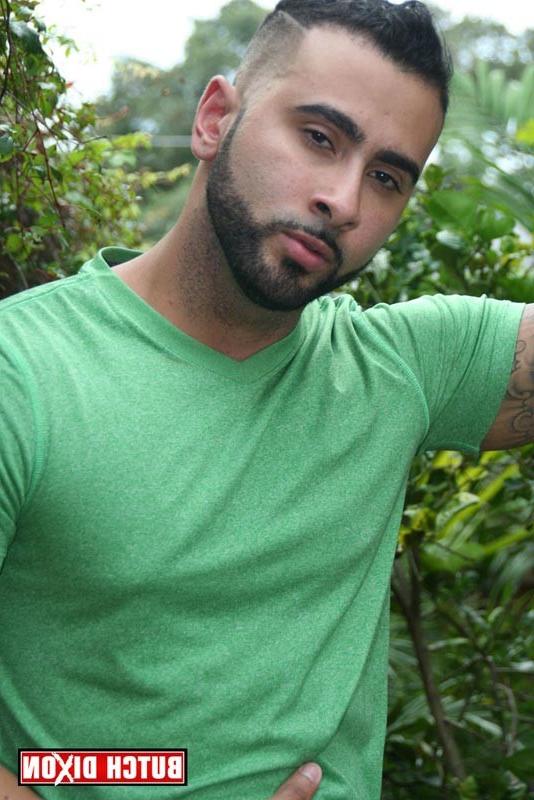15P Hot Latin Hunk Outdoors