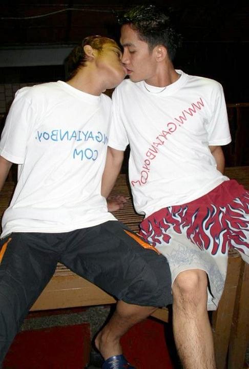 20P Well built asian twinks sucking and rimming and fucking bareback