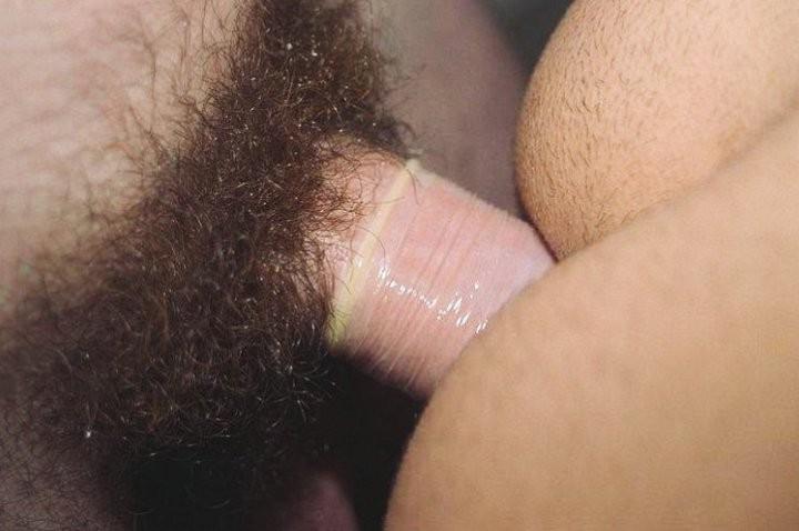 20P Two gorgeous twinks sucking and screwing each other in a shower