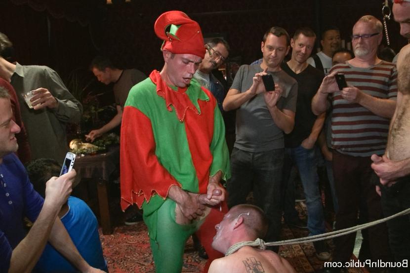 15P Christmas Whore with Good Santa and Bad Santa and their little helpers