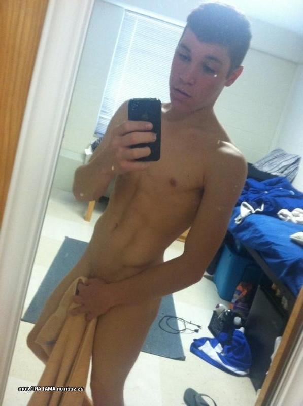 10P Hot collection of amateur sexy boyfriends' nice selfpics