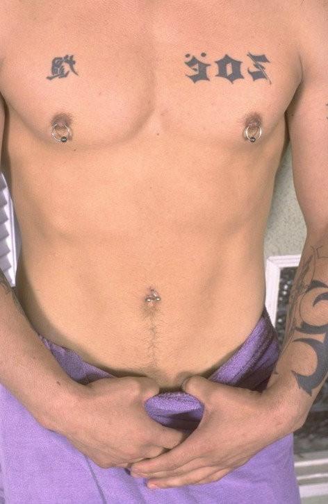 15P Muscle tattooed piercing dick solo or male strong stripper