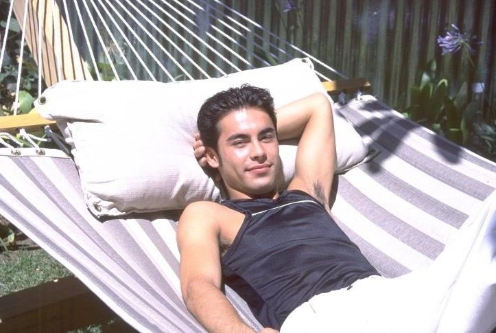 15P Straight boy masturbation outdoors